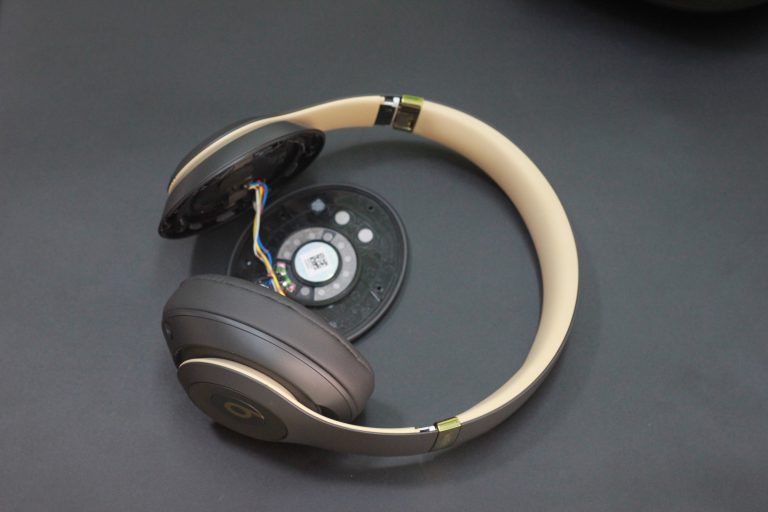 Thay Pin Tai Nghe Tại Sửa Tai Nghe HCM – Nhanh, Chuẩn Pin, Lấy Ngay